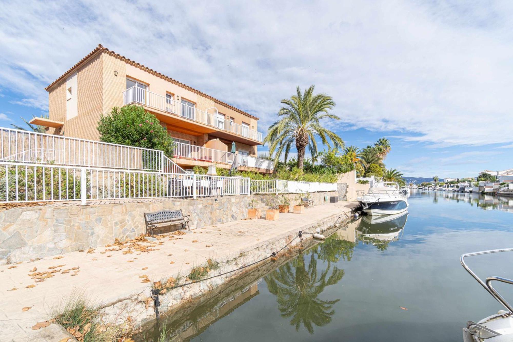 Jouvacations Villa Freser Empuriabrava Dış mekan fotoğraf